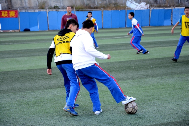 字母哥59+14雄鹿险胜活塞 魔术克步行者4连胜