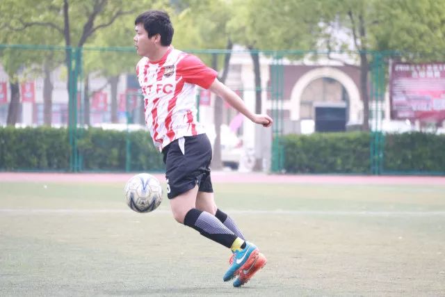 曼城有意25岁中场苏维门迪 其解约金为5000万英镑