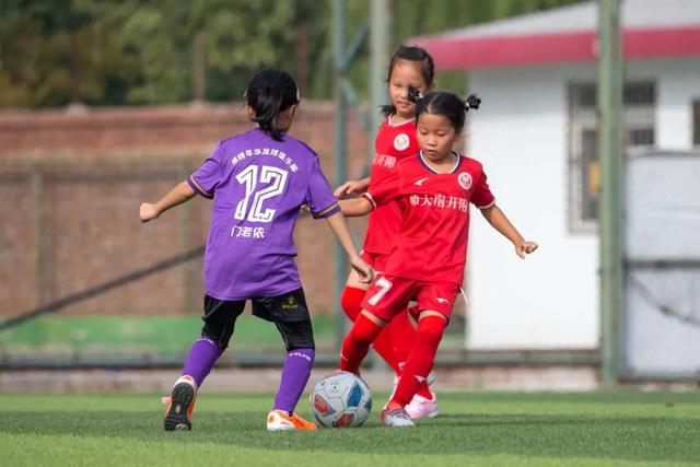 第215期亚洲字母哥？他已比易建联更强！